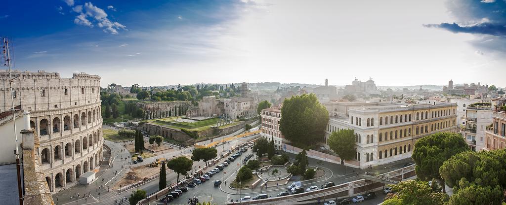 Colosseum Corner Рим Екстериор снимка
