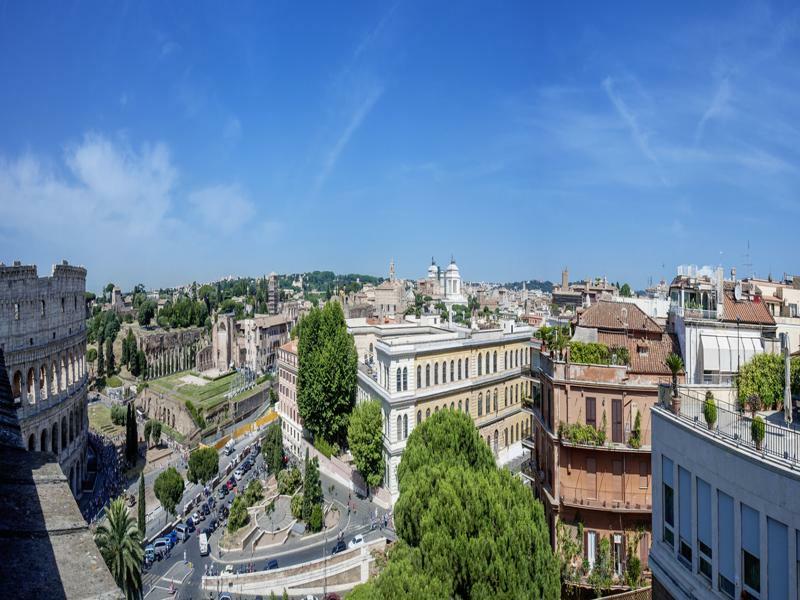 Colosseum Corner Рим Екстериор снимка